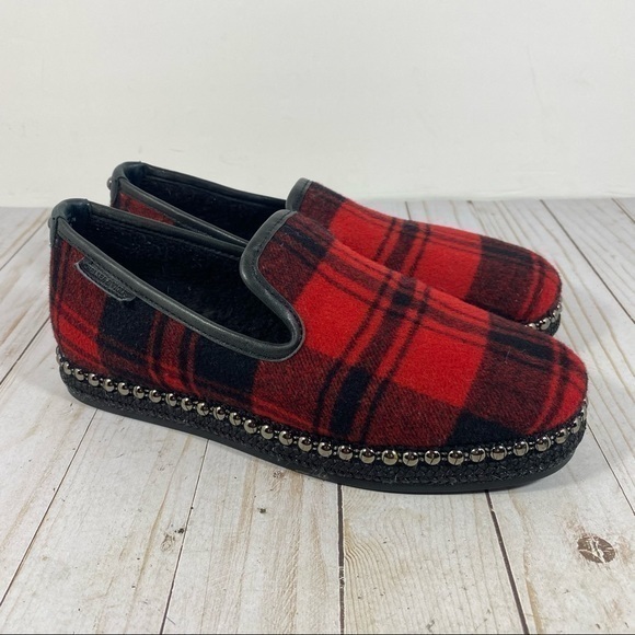 Chelsea & Violet Red Black Buffalo Check Slip-on Flats Flannel Fuzzy Lined 8 - Picture 1 of 10